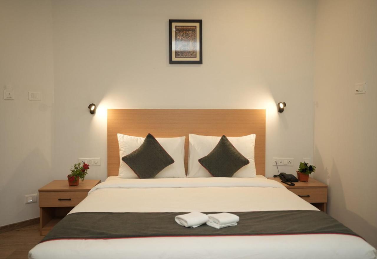 Grand Ganpat Hotel Vellore Exterior photo